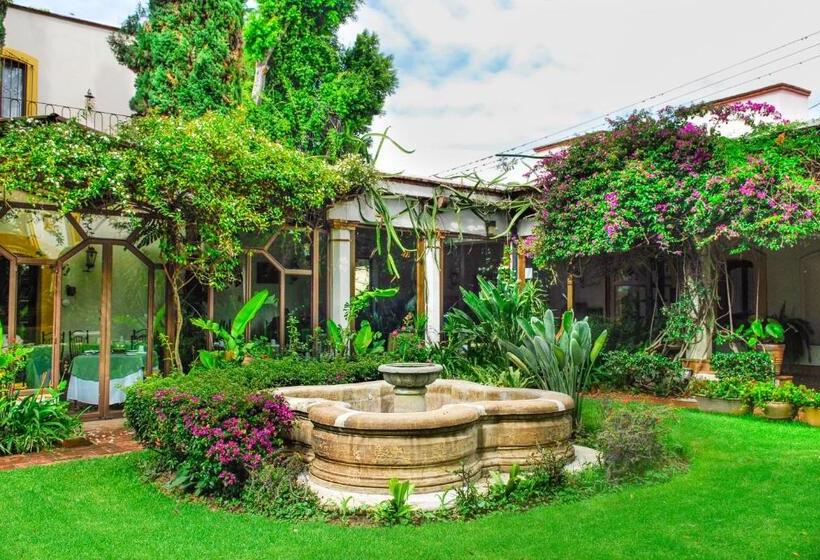 فندق Hacienda Los Laureles