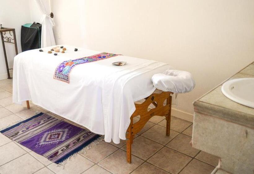 فندق Hacienda Los Laureles