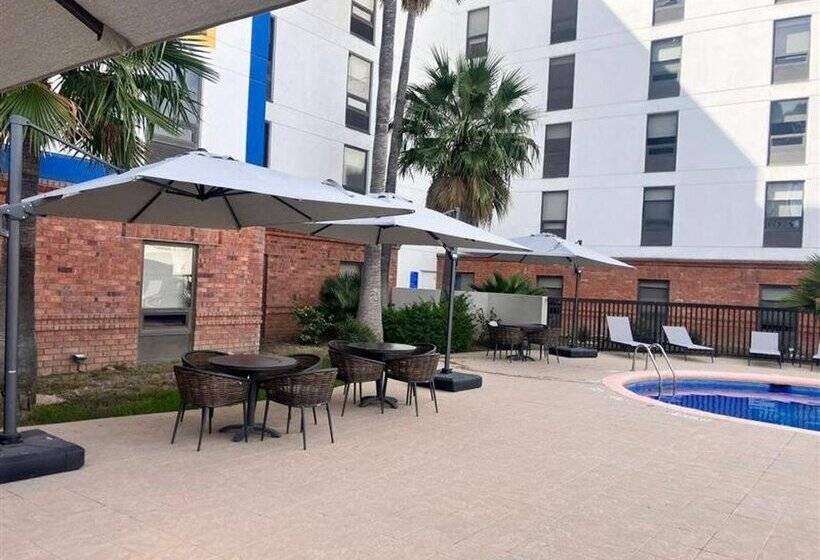 فندق Hampton by Hilton Saltillo Zona Aeropuerto