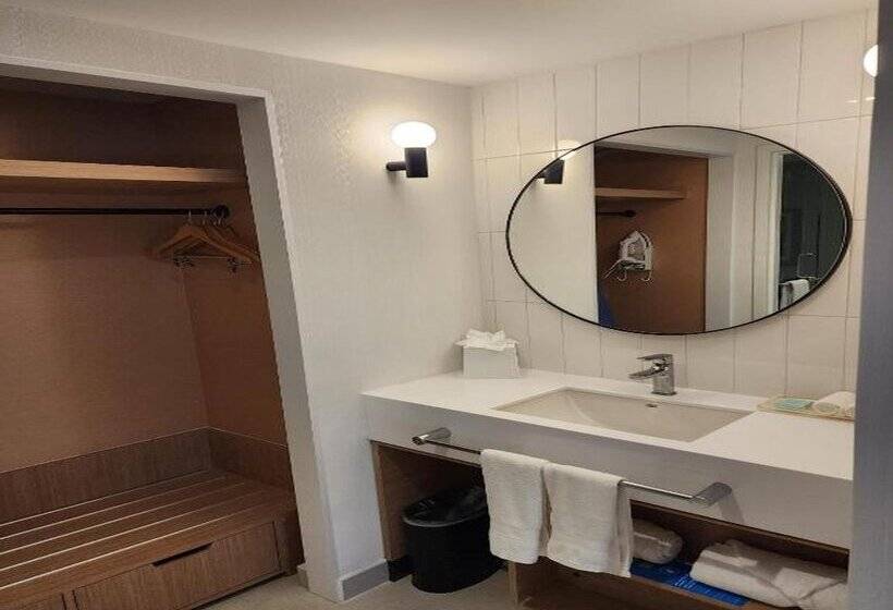 فندق Hampton by Hilton Saltillo Zona Aeropuerto