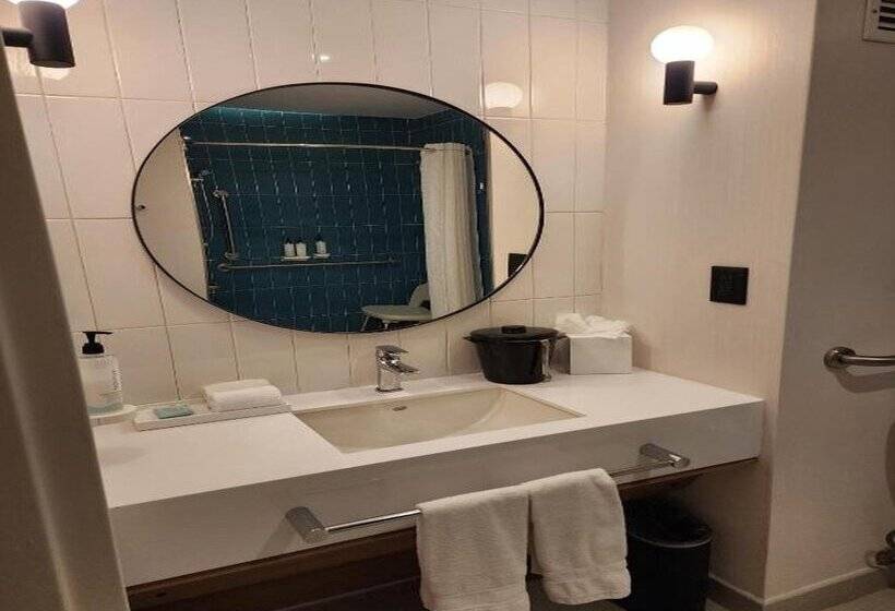 فندق Hampton by Hilton Saltillo Zona Aeropuerto