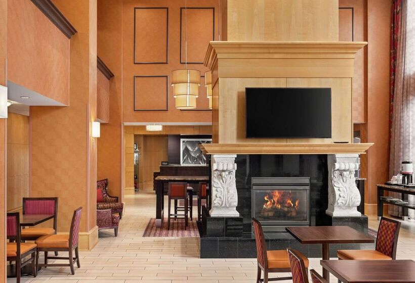 酒店 Hampton Inn & Suites By Hilton Langley Surrey