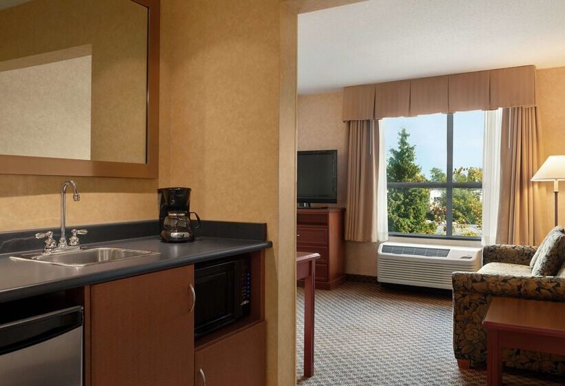 فندق Hampton Inn & Suites By Hilton Langley Surrey