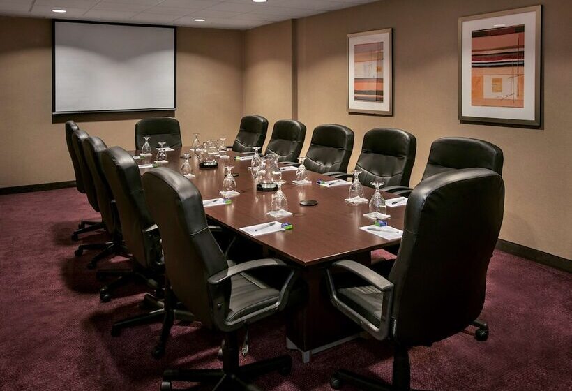 בית מלון כפרי Hampton Inn & Suites Milwaukee Downtown