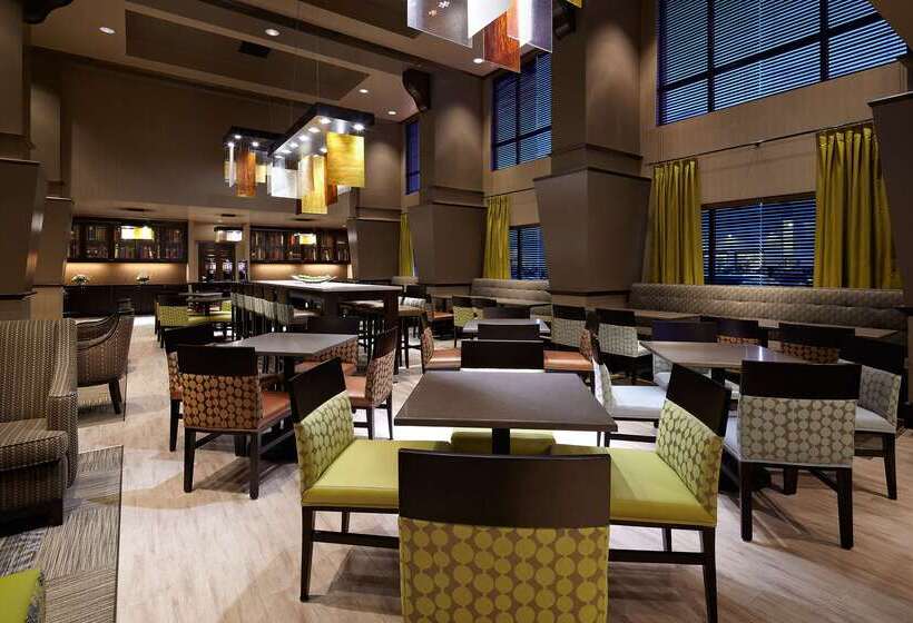 酒店 Hampton Inn & Suites By Hilton Montreal Dorval