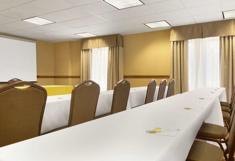 فندق Hampton Inn & Suites Tarpon Springs