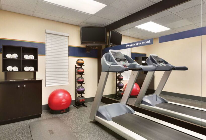 فندق Hampton Inn & Suites Tarpon Springs