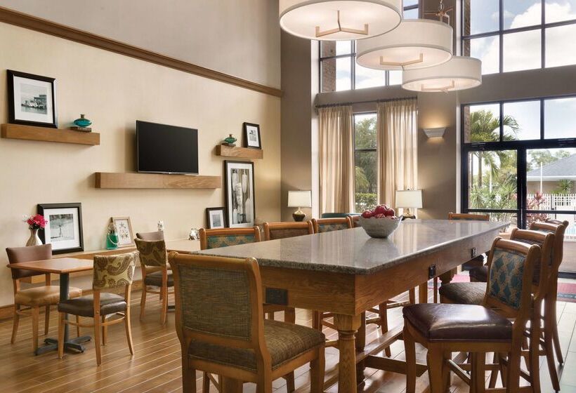 فندق Hampton Inn & Suites Tarpon Springs