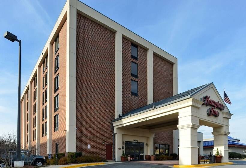 호텔 Hampton Inn College Park