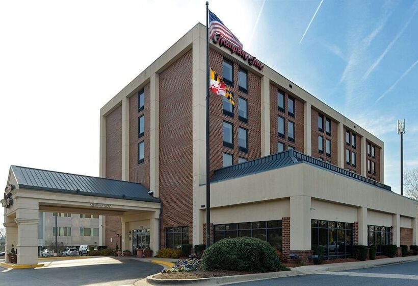 호텔 Hampton Inn College Park