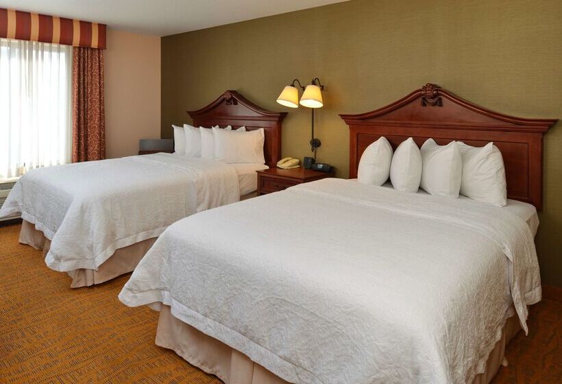 Отель Hampton Inn & Suites Albuquerque Coors Road