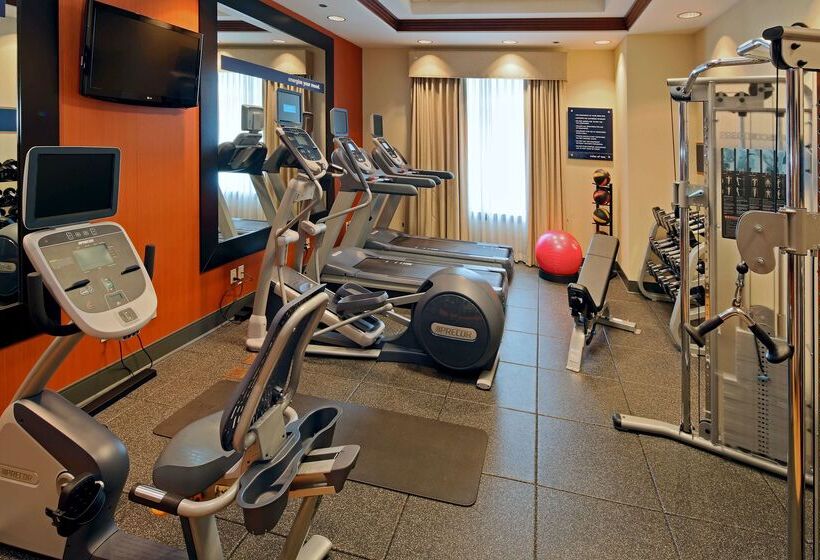 酒店 Hampton Inn & Suites Arlington Crystal City Dca