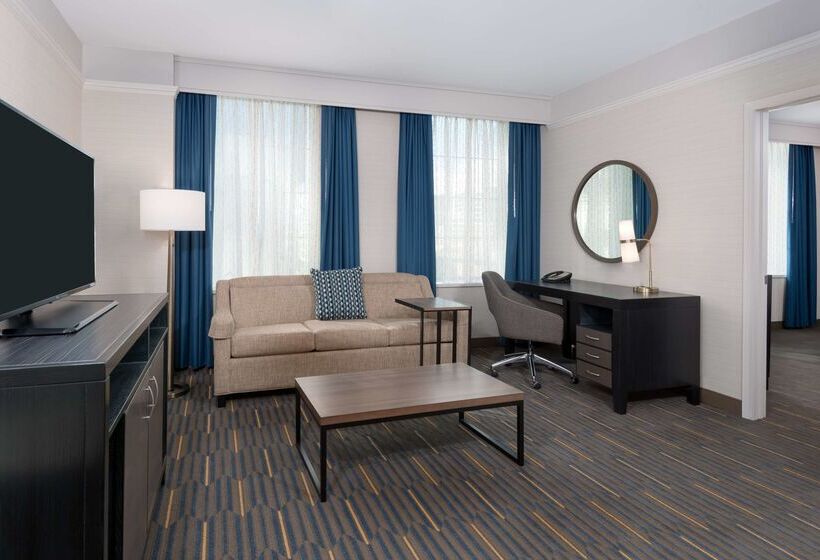 فندق Hampton Inn & Suites Buffalo Downtown