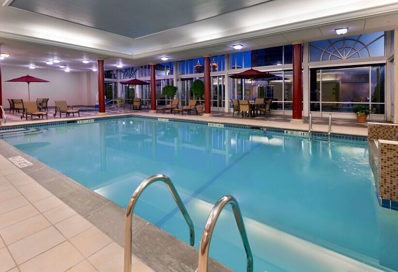 فندق Hampton Inn & Suites Buffalo Downtown