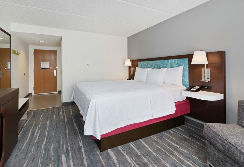 فندق Hampton Inn & Suites Orlando Intl Dr N