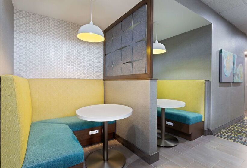 酒店 Hampton Inn & Suites Orlando Intl Dr N