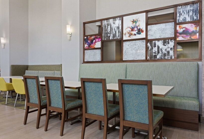 酒店 Hampton Inn & Suites Orlando Intl Dr N