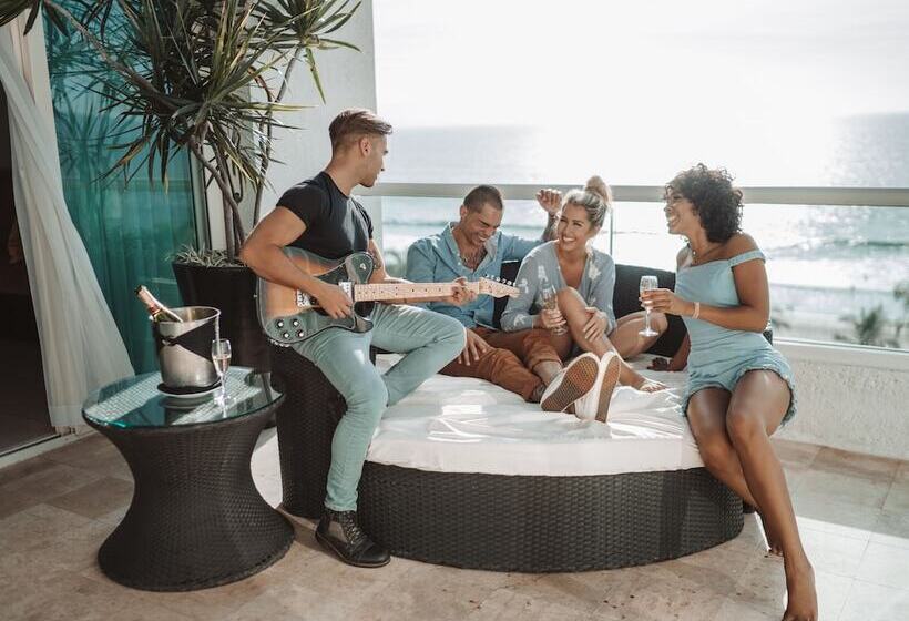 Hard Rock Hotel Vallarta All Inclusive