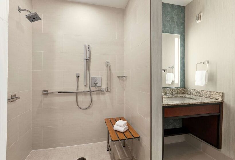 فندق Hilton Garden Inn Carlsbad Beach