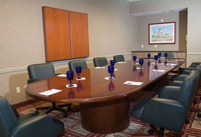 فندق Hilton Garden Inn Carlsbad Beach