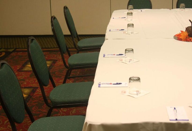 فندق Hilton Garden Inn Elmira Corning