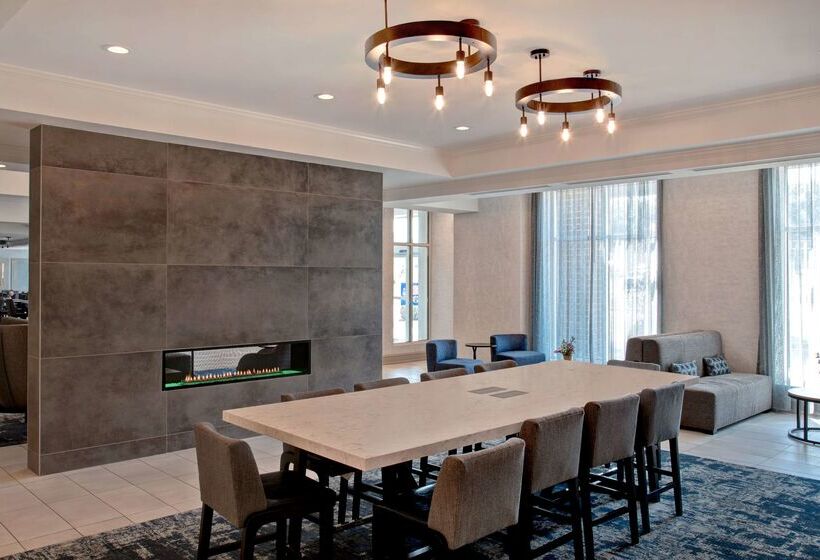 فندق Hilton Garden Inn Kansas City