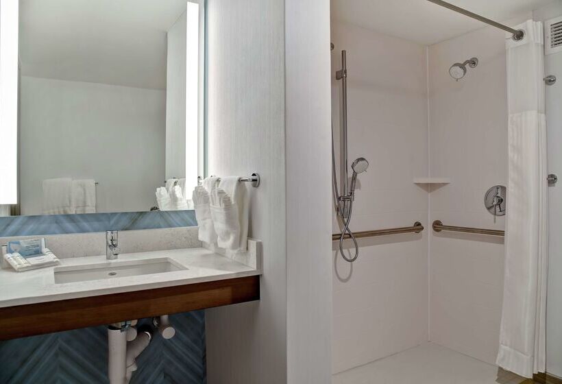 בית מלון כפרי Hilton Garden Inn Kansas City