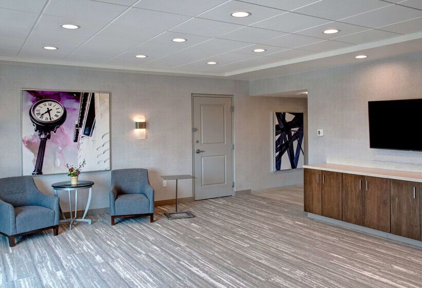 בית מלון כפרי Hilton Garden Inn Kansas City