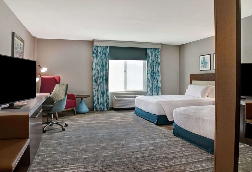 فندق Hilton Garden Inn Kansas City