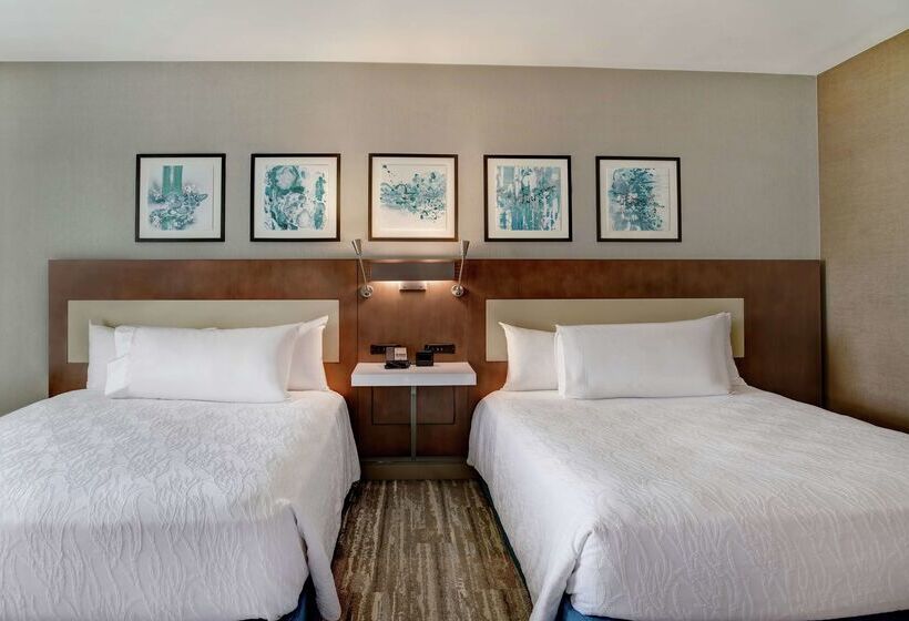 فندق Hilton Garden Inn Kansas City