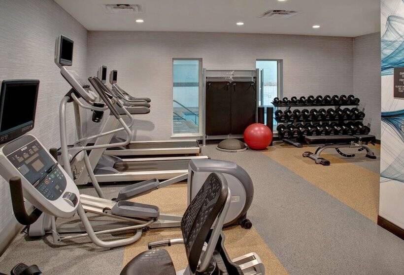 فندق Hilton Garden Inn Kansas City