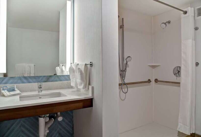 فندق Hilton Garden Inn Kansas City