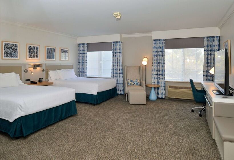 Отель Hilton Garden Inn Napa
