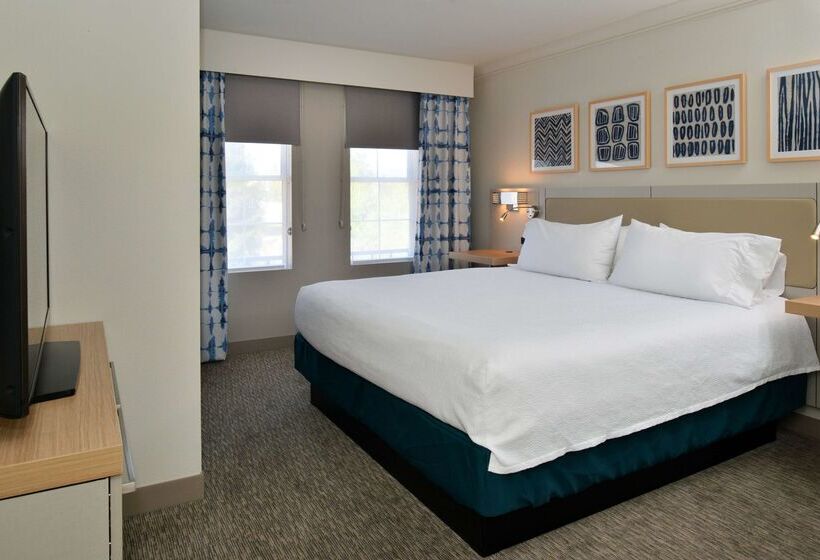 Отель Hilton Garden Inn Napa