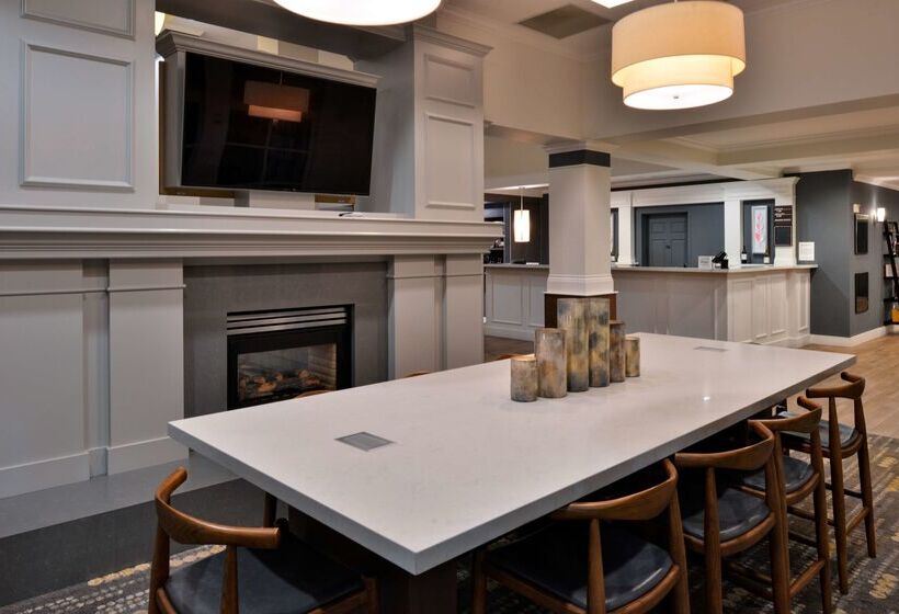 Отель Hilton Garden Inn Napa