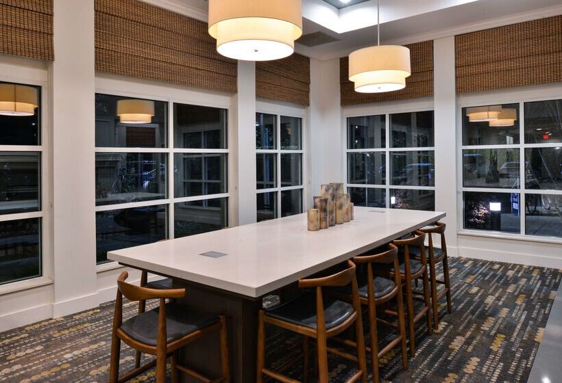 Отель Hilton Garden Inn Napa