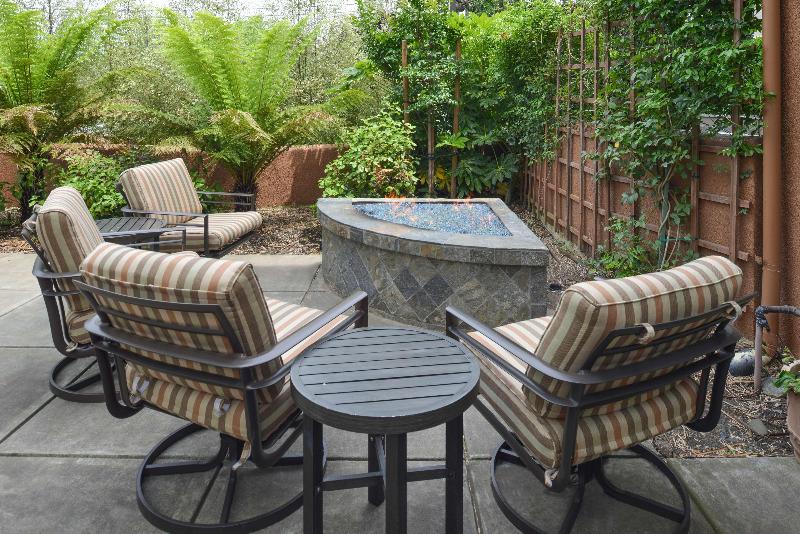 Отель Hilton Garden Inn Napa