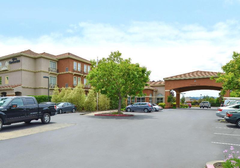 Отель Hilton Garden Inn Napa
