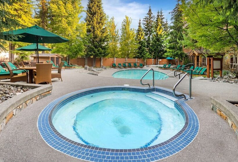 ホテル Hilton Grand Vacations Club Whistler