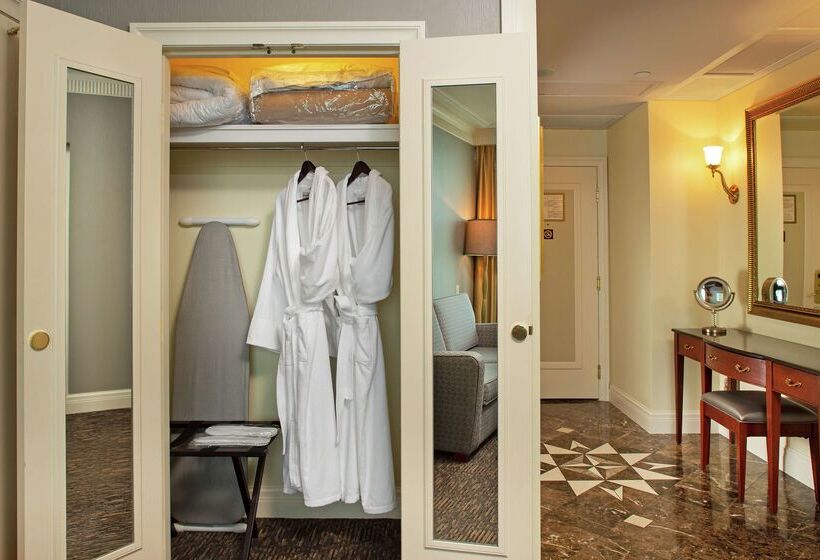 فندق Hilton Lacleamy