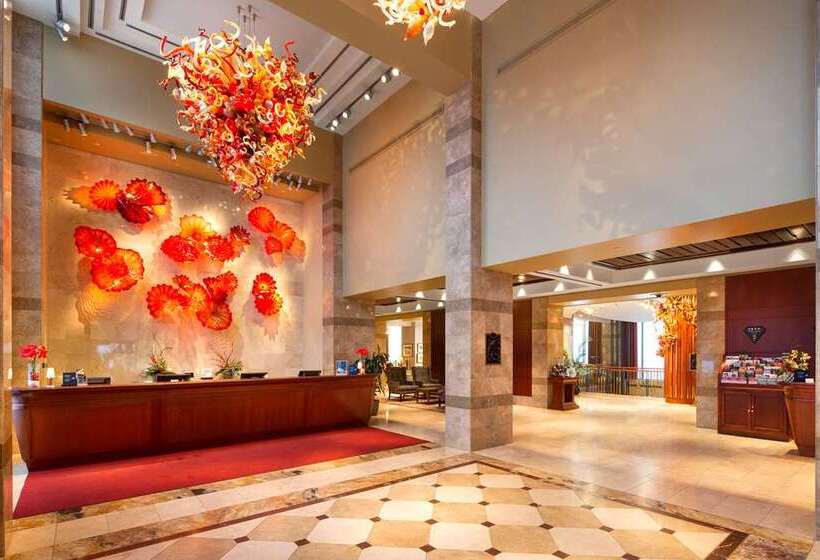 בית מלון כפרי Hilton Lacleamy