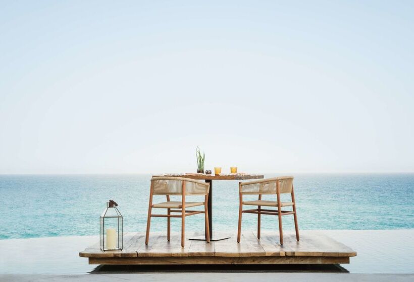 هتل Hilton Los Cabos