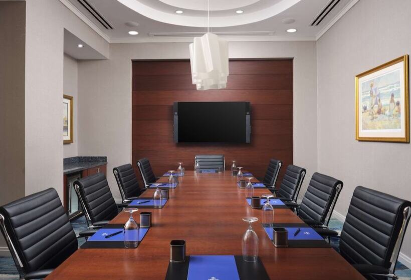 فندق Hilton Virginia Beach Oceanfront