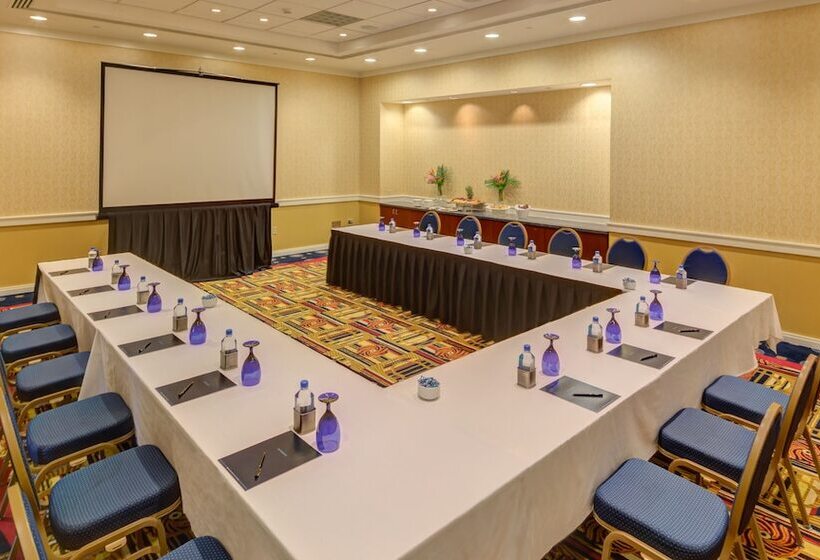 فندق Hilton Virginia Beach Oceanfront