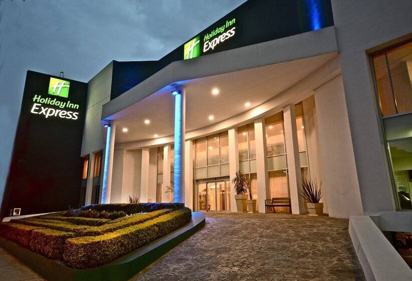 בית מלון כפרי Holiday Inn Express Toluca, An Ihg
