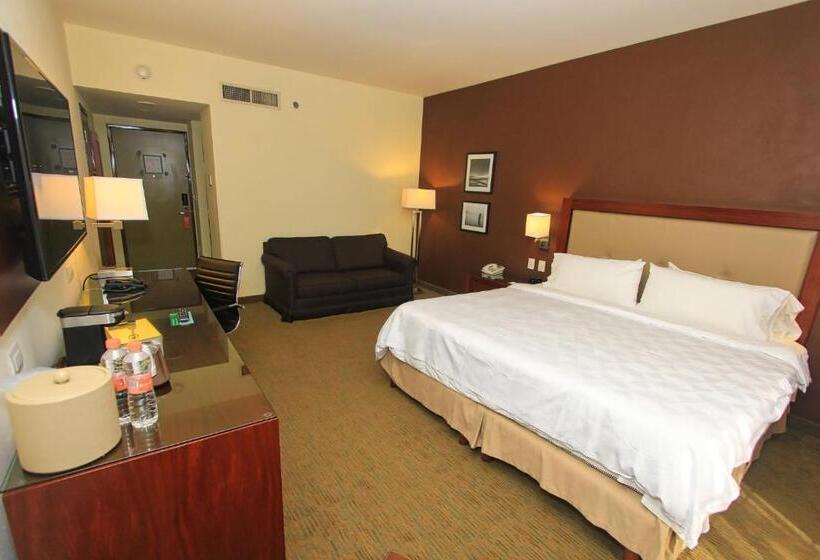 Отель Holiday Inn Leon, An Ihg