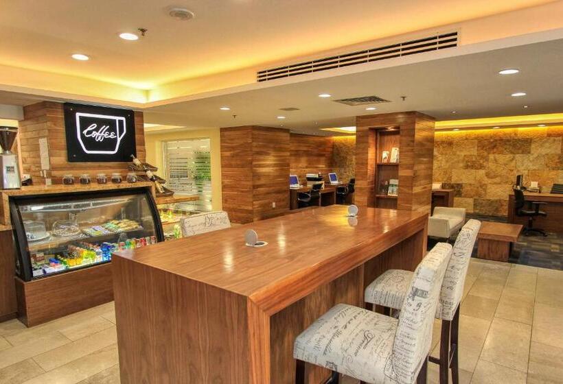 فندق Holiday Inn Leon, An Ihg