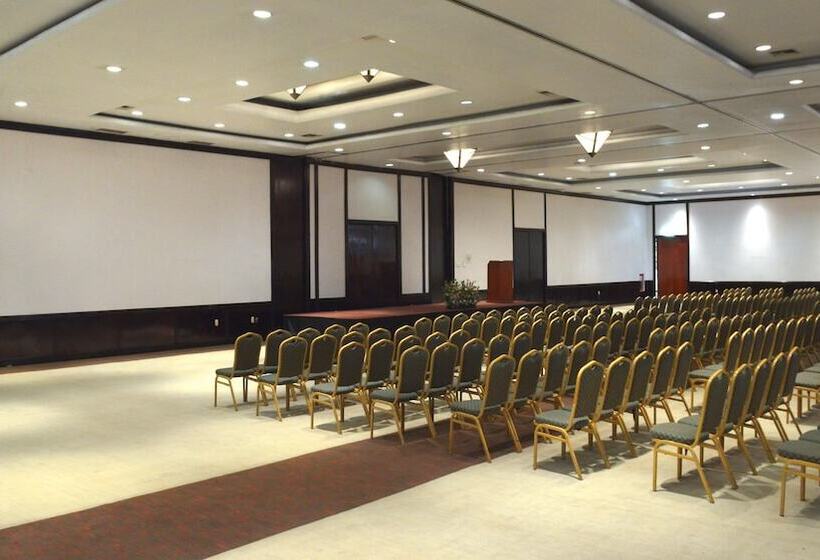 בית מלון כפרי Holiday Inn Morelia, An Ihg