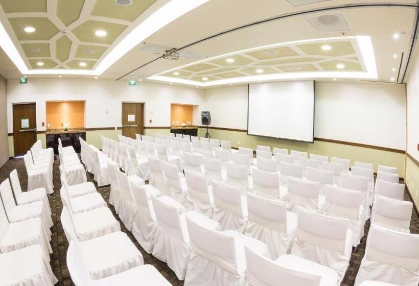 ホテル Holiday Inn Orizaba, An Ihg