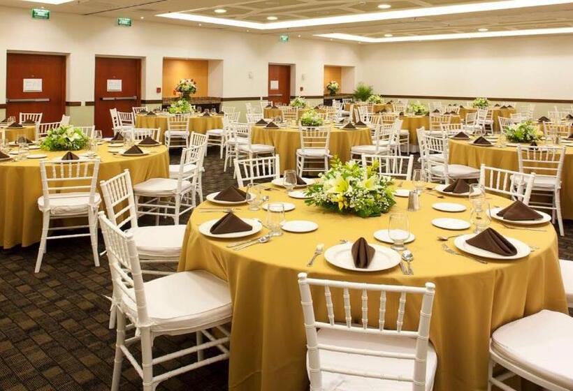 ホテル Holiday Inn Orizaba, An Ihg